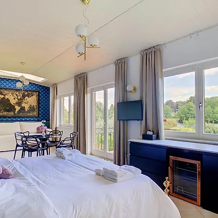 Guest house Daisy - Elegantes Et Autonomes Au Bord De La Meuse 3*