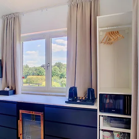 Guest house Daisy - Elegantes Et Autonomes Au Bord De La Meuse 3*