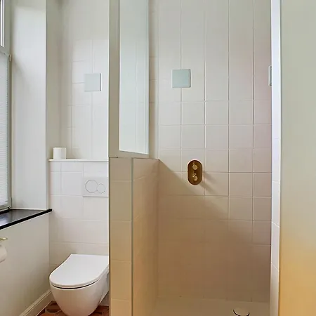 Guest house Daisy - Elegantes Et Autonomes Au Bord De La Meuse 3*
