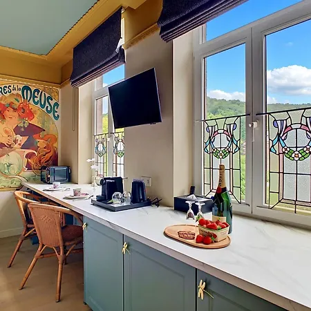 Guest house Daisy - Elegantes Et Autonomes Au Bord De La Meuse 3*